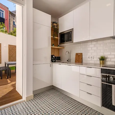 Guestready - Dazzling With Private Terrace Апартаменты Лиссабон